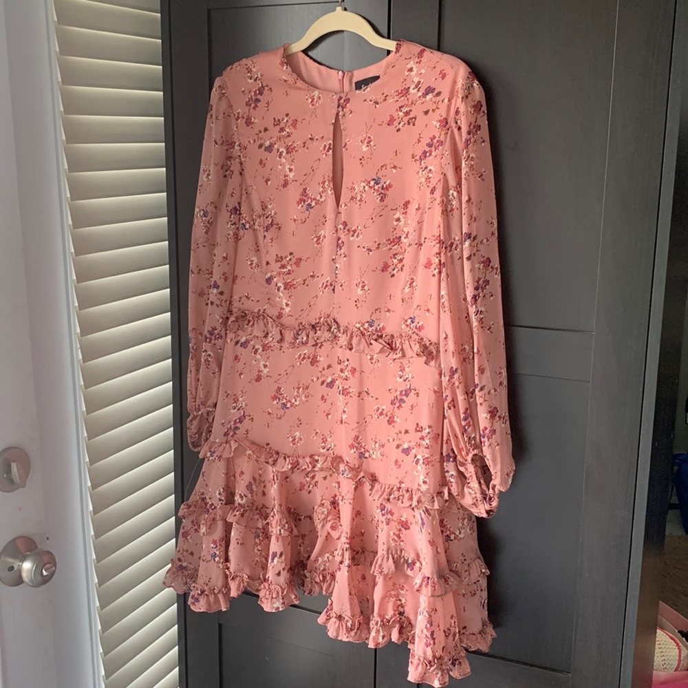 Nude short dress